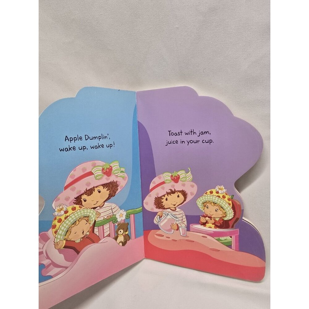 Strawberry Shortcake Board Book Apple Dumplin’s Day by Monique Z. Stephens - Picture 2 of 13